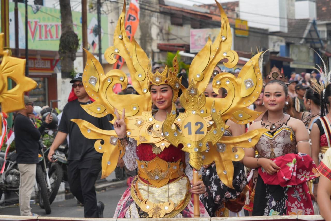 Meriah! Karnaval Budaya 2025 Tampilkan Berbagai Potensi Asli Klaten