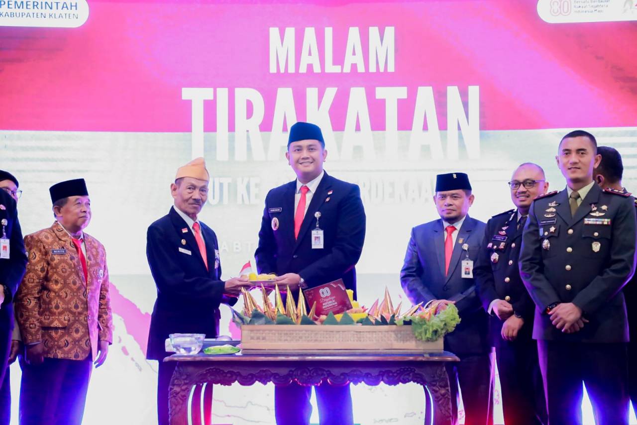 Jelang HUT Ke-80 Kemerdekaan RI, Pemkab Klaten Gelar Malam Tirakatan dan Ziarah Makam Pahlawan