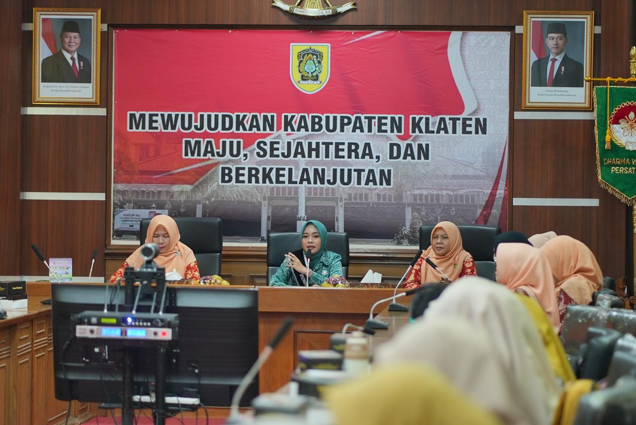 DWP Klaten Dorong Guru PAUD Melek Digital Lewat Bimtek