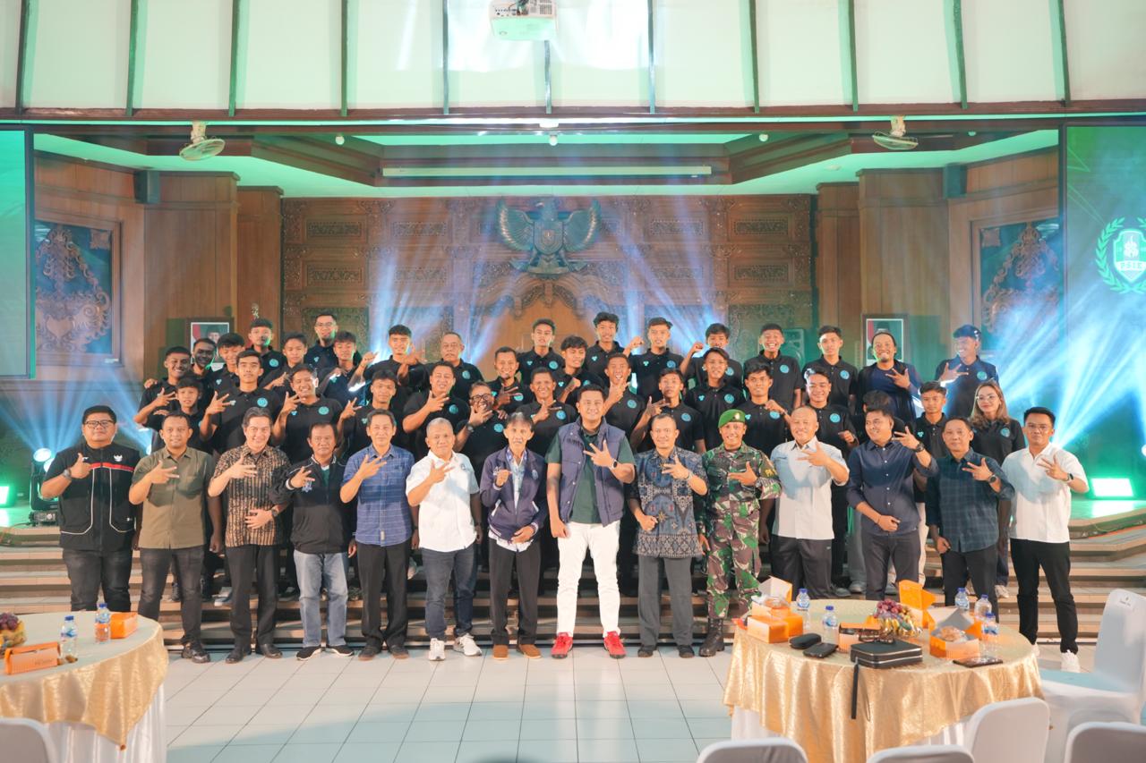 Resmi Di-launching, Mas Bupati Lepas PSIK Klaten Ikuti Liga 4 Jawa Tengah