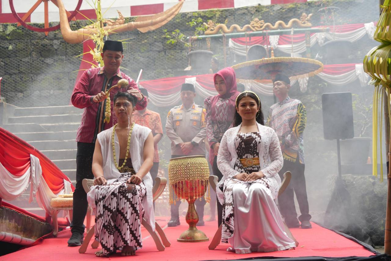 Sambut Ramadan : 17 Mata Air Suci Dikirab dalam Tradisi Padusan Klaten