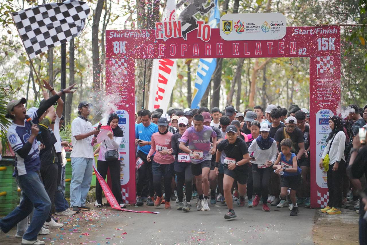 Ratusan Pelari Ikuti Run To Geopark Klaten #2, Runner Asal Colombia Ambil Bagian