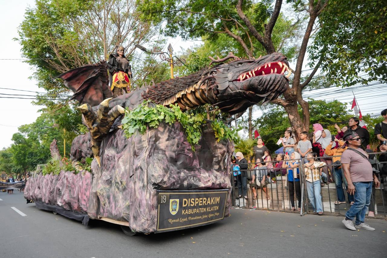 Mobil Hias di Karnaval Pembangunan Jadi Etalase Inovasi dan Prestasi Klaten